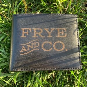 Frye leather bi-fold wallet brand new